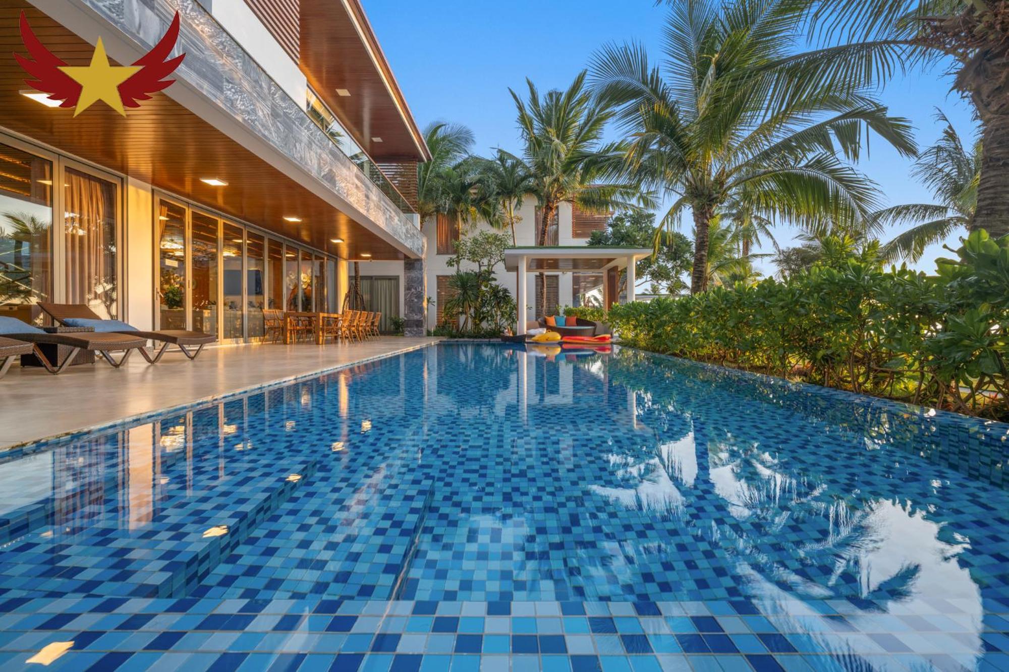 The Five Villas 8 Bedrooms Beachfront - K3 Da Nang Exterior photo
